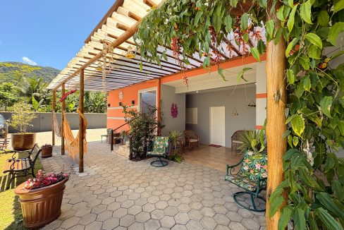 ubatuba_pousada_cida_esteves_imoveis_ribeira_praia_lazaro-39