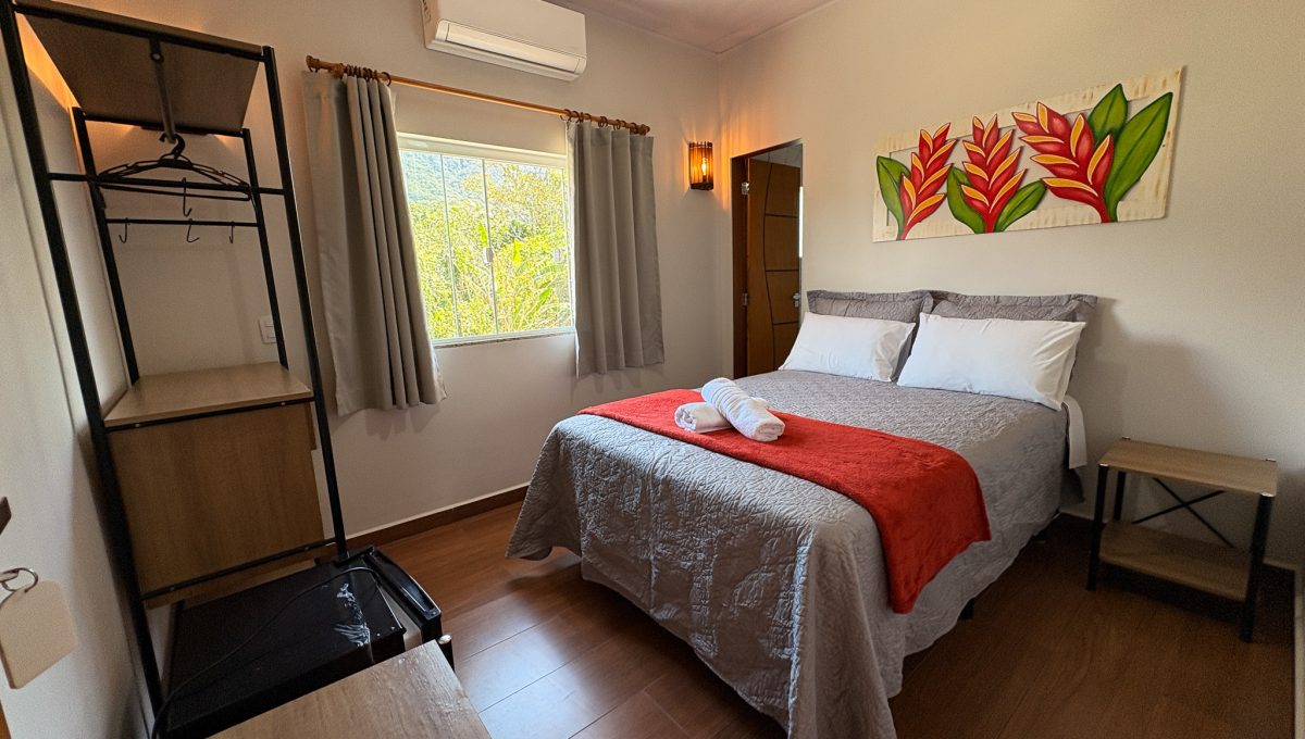 ubatuba_pousada_cida_esteves_imoveis_ribeira_praia_lazaro-4