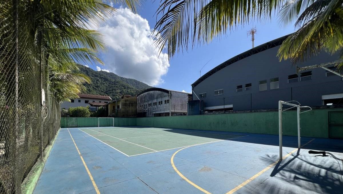 oportunidade-triplex-a-venda-com-3-dormitorios-no-saco-da-ribeira-ubatuba-cida-esteves-corretora-imovel (2)