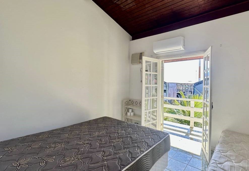 oportunidade-triplex-a-venda-com-3-dormitorios-no-saco-da-ribeira-ubatuba-cida-esteves-corretora-imovel (5)