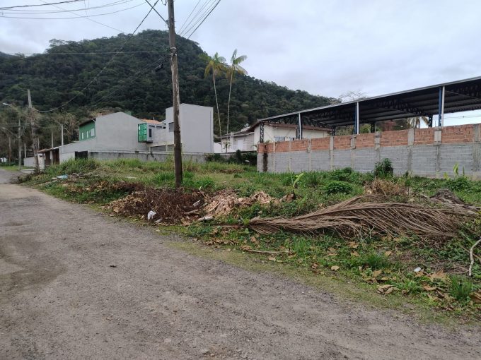 Terreno 360m² – Praia do Lázaro – Ubatuba