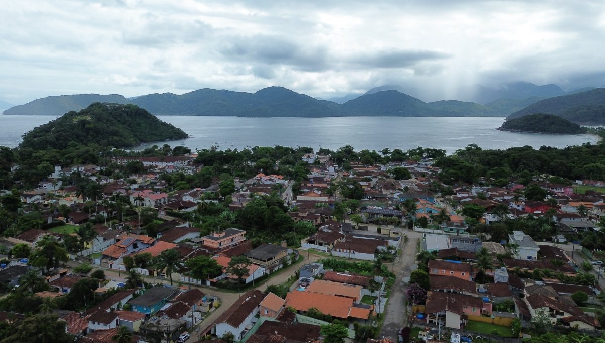 ubatuba_terreno_cida_esteves_imoveis_kitnet_ribeira_praia_lazaro_temporada_airbnb-163